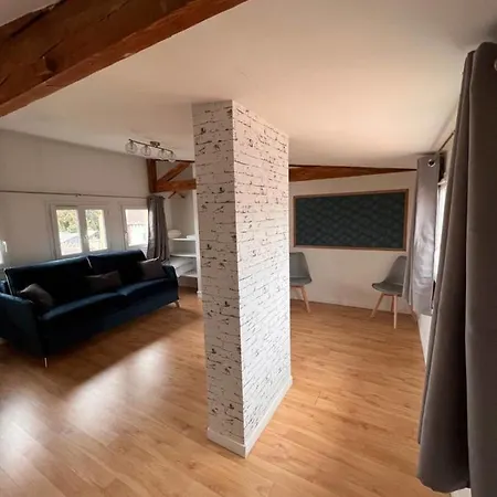 Apartament Grand T2 - Proche Centre Villetransports *
